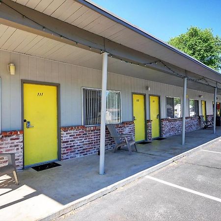 Idle A While Motel Twisp Exterior foto