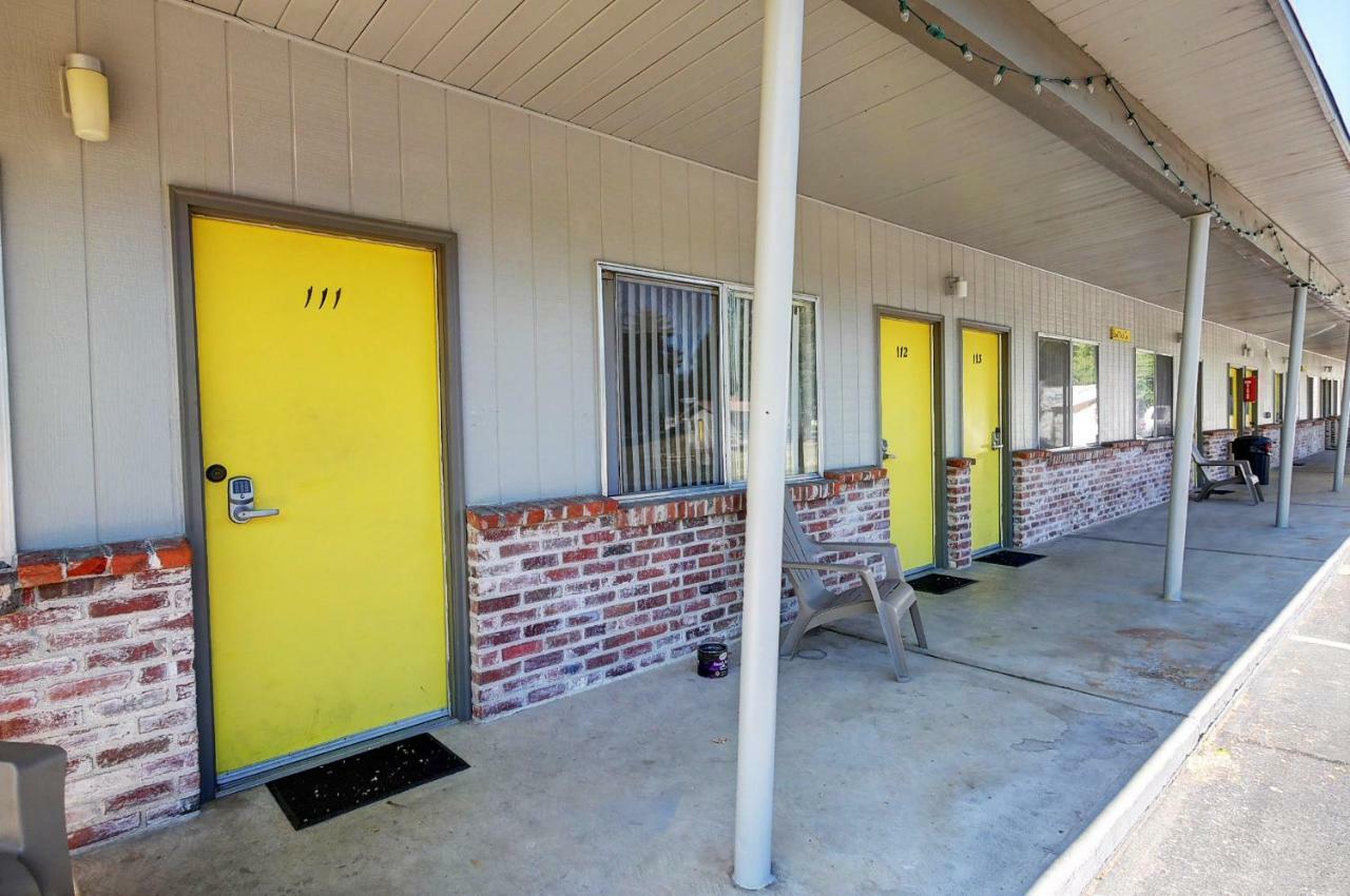 Idle A While Motel Twisp Exterior foto